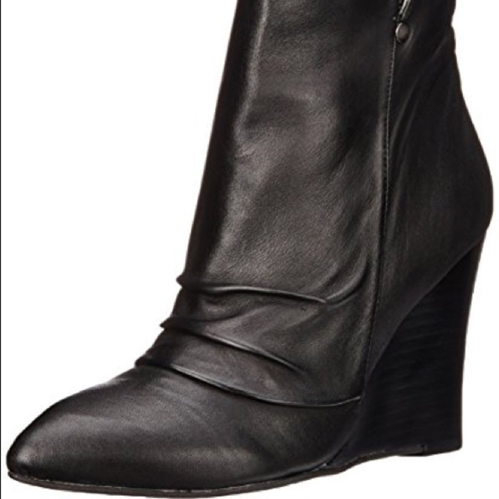 Kristin Cavallari by Chinese Laundry - Candyce